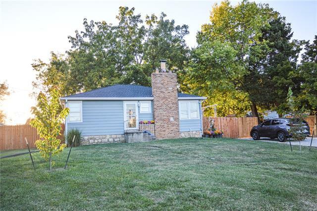 Property Photo:  2728 S 42nd Street  KS 66106 