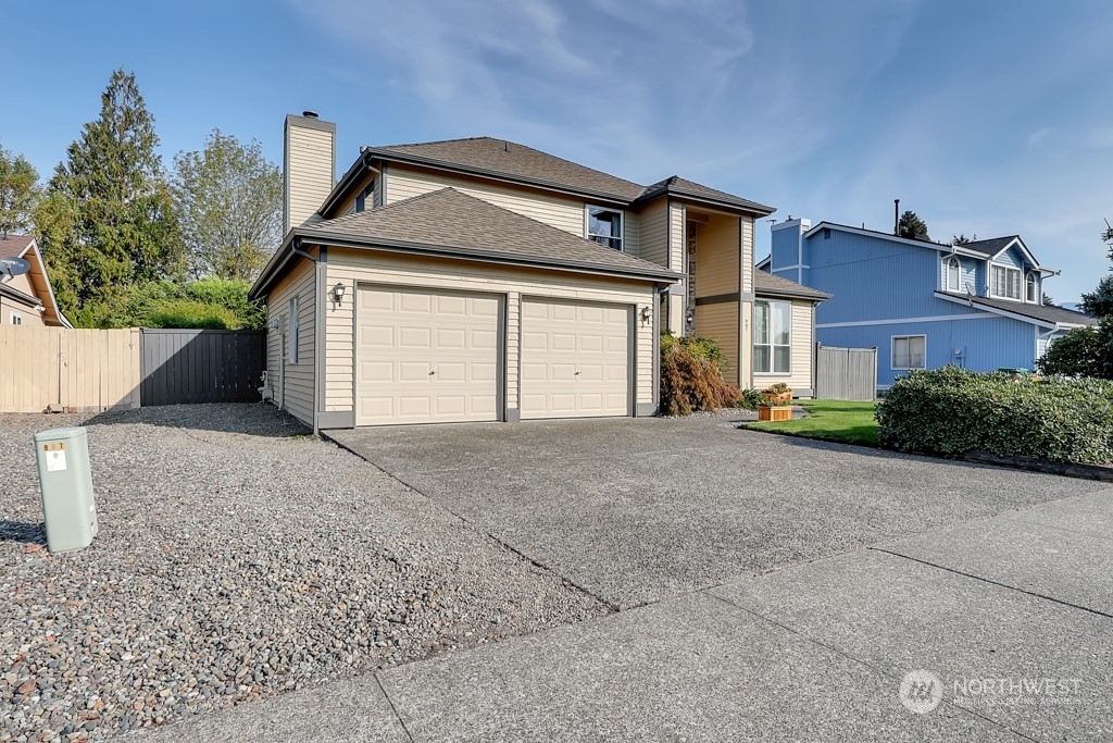 Property Photo:  907 Bathke Avenue  WA 98022 