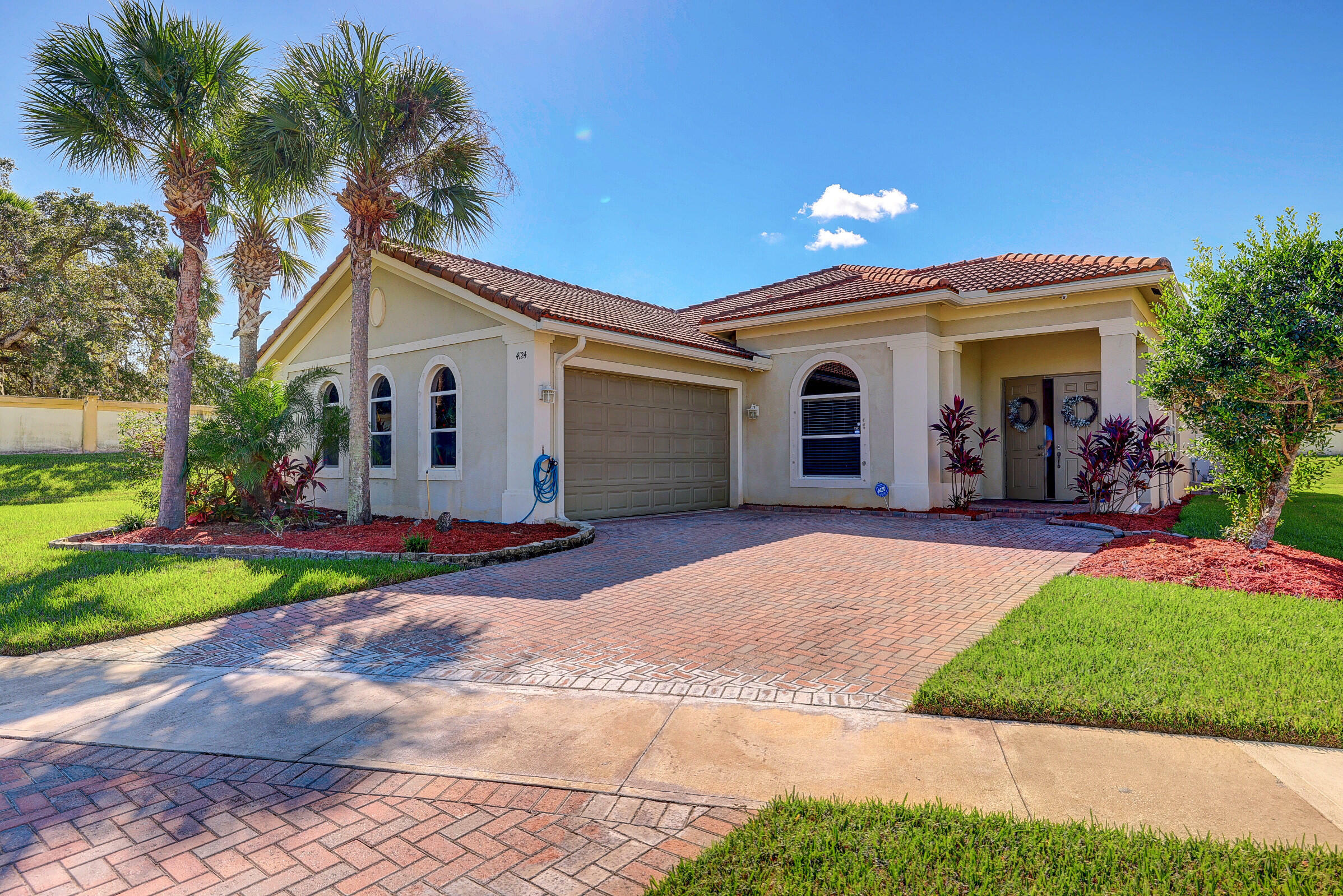 Property Photo:  4124 Worlington Terrace  FL 34947 