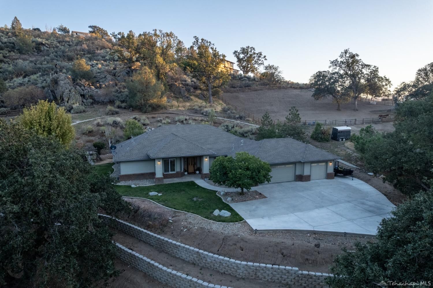 Property Photo: 26550 Brian Place CA 93561