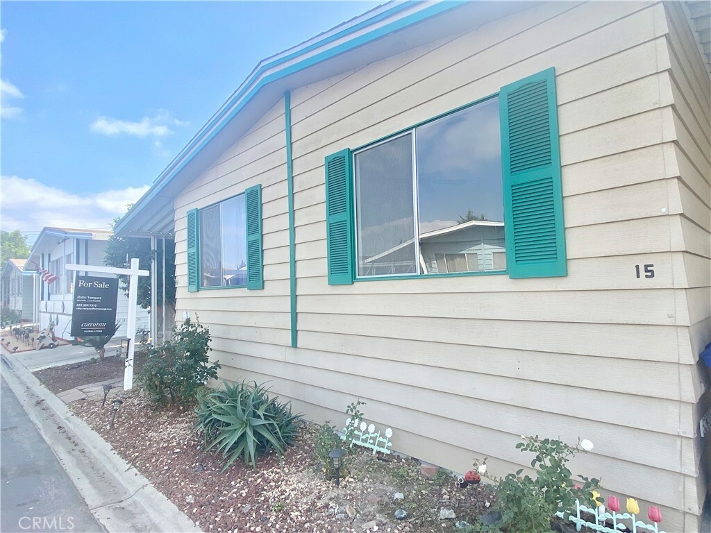 Property Photo: 3595 Santa Fe Avenue 15 CA 90810