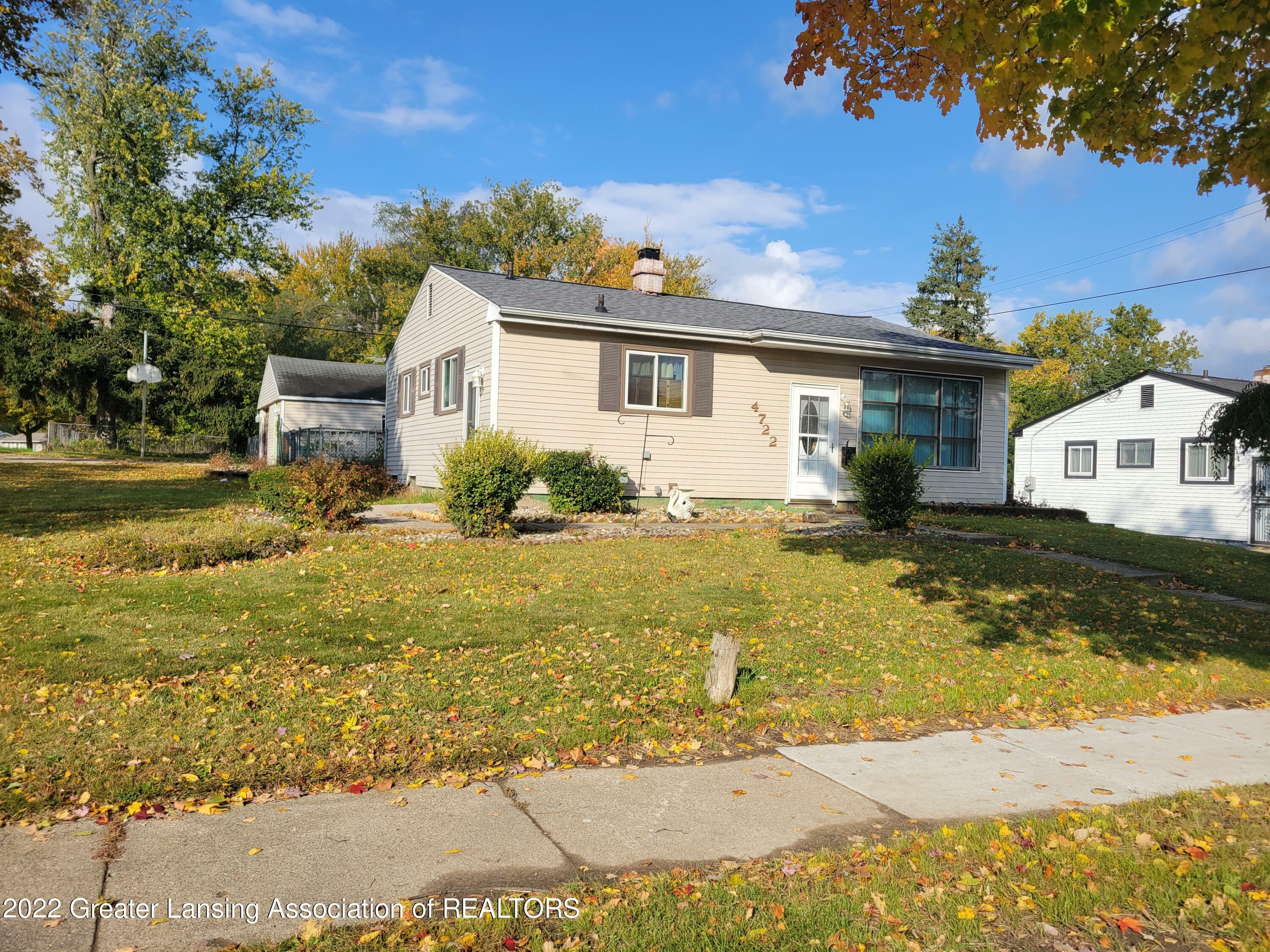 Property Photo:  4722 Burchfield Avenue  MI 48910 