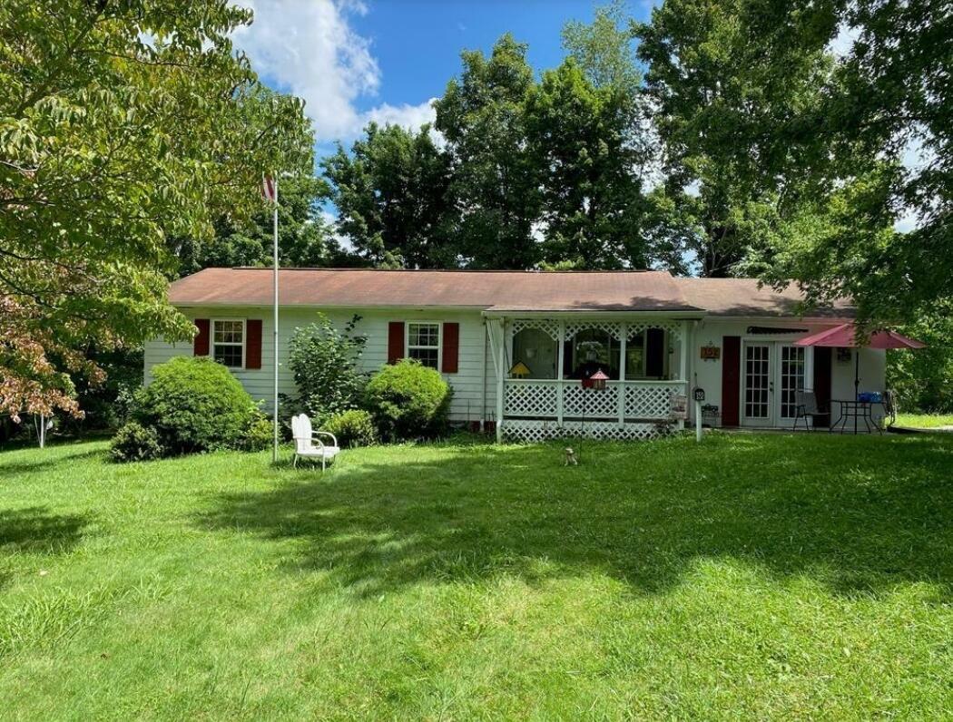 Property Photo:  152 Foxhall St  WV 24747 