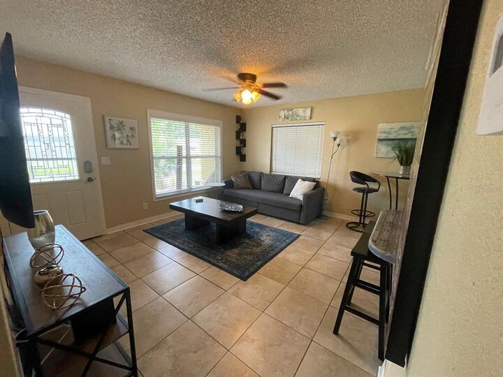 Property Photo:  882 Park Street S  FL 33707 