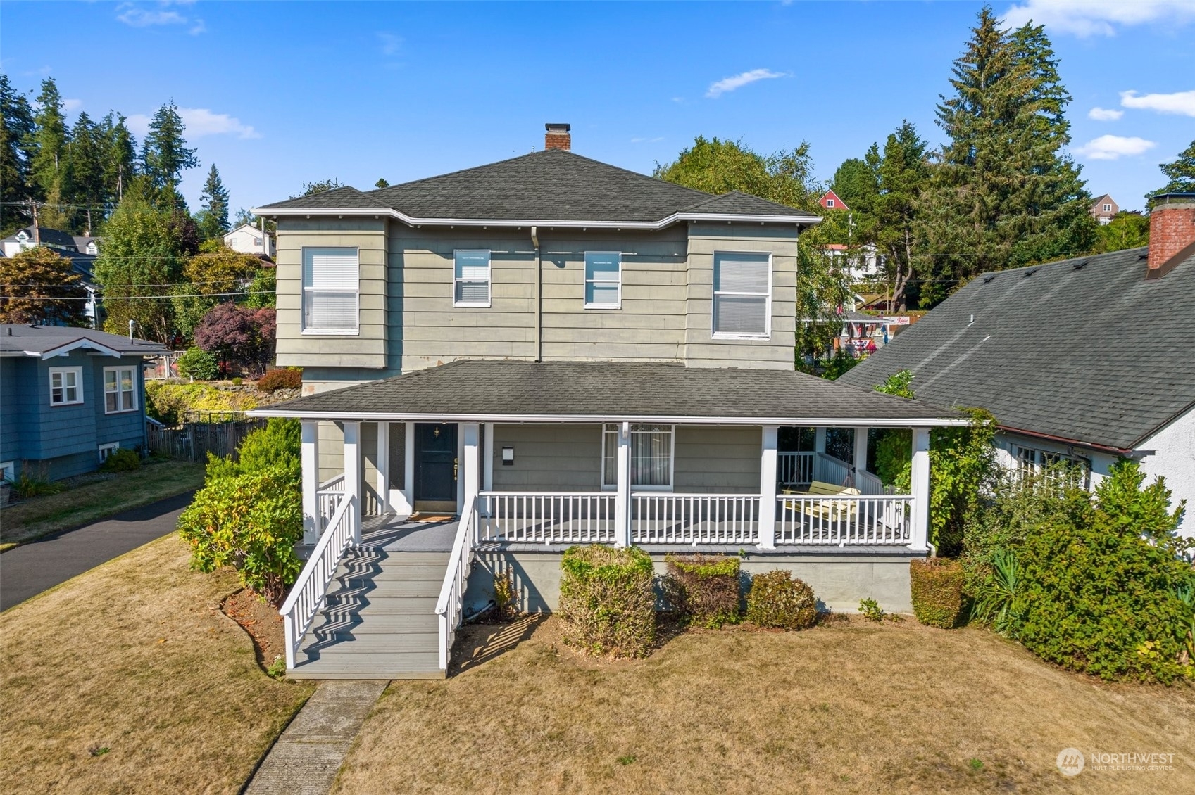 Property Photo:  422 Burleigh Avenue  WA 98520 