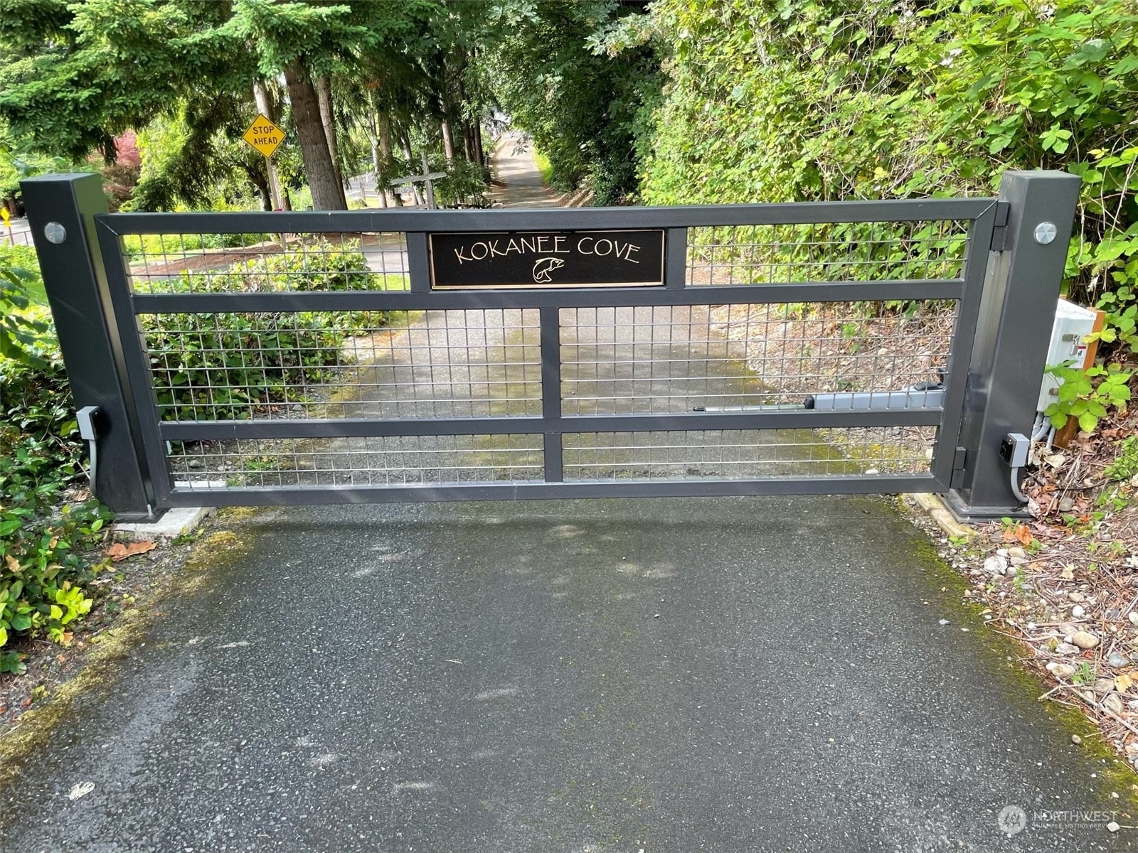 Property Photo: 1841 East Lake Sammamish Parkway NE WA 98074