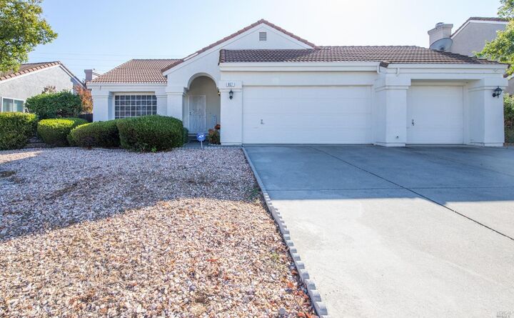 857 Monaghan Circle  Vacaville CA 95688 photo
