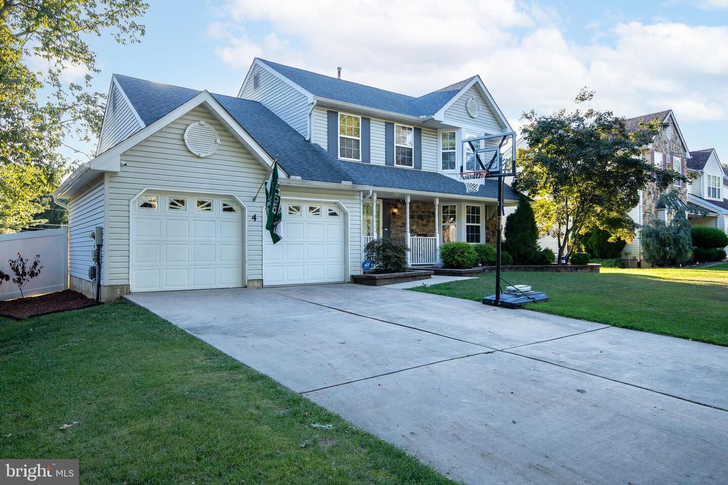 Property Photo: 4 Edgemere Court NJ 08081