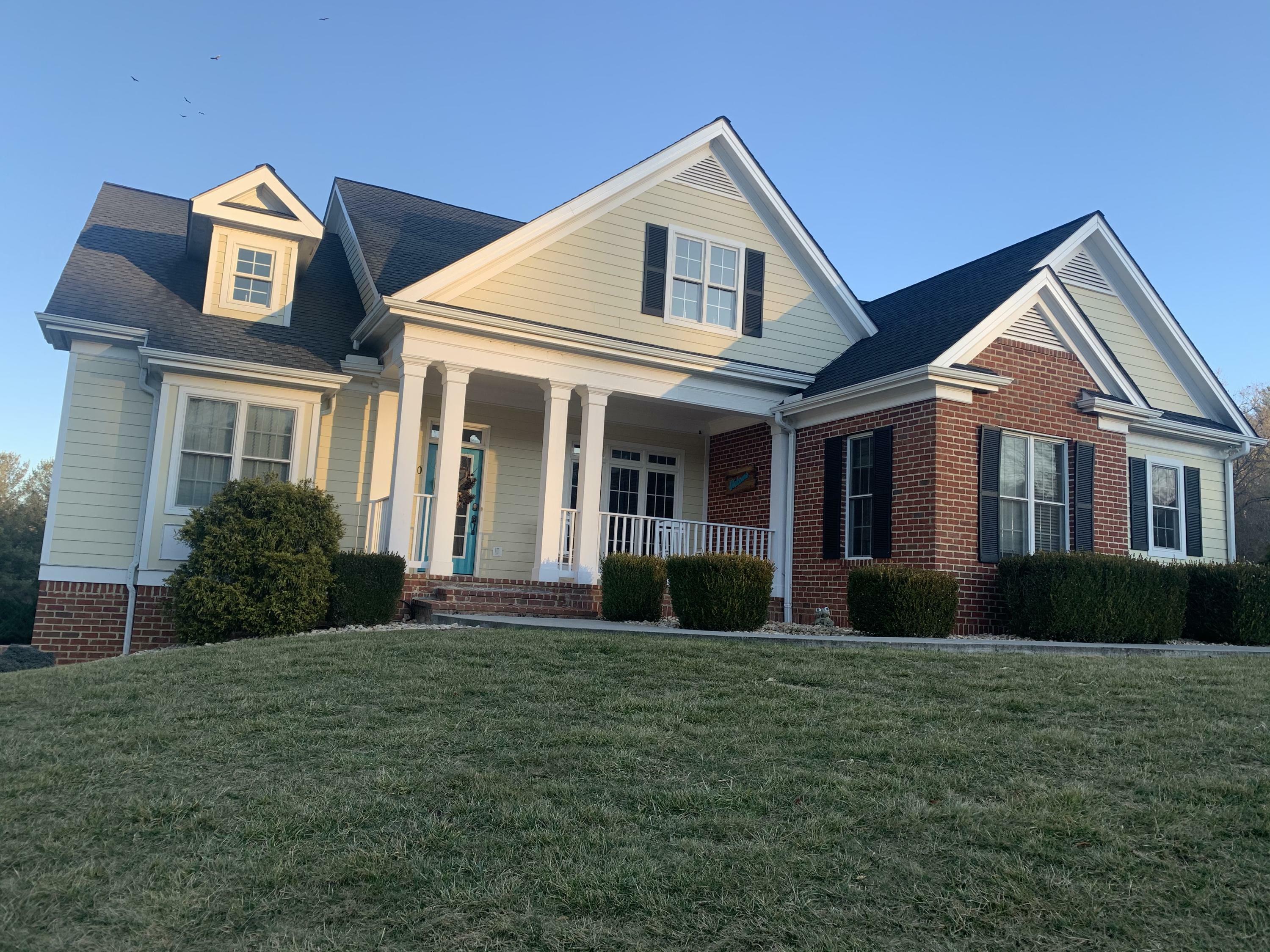 Property Photo: 190 Via Largo Dr WV 24901