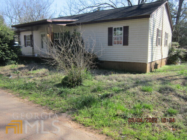 Property Photo:  108 Peter Alley  GA 30673 