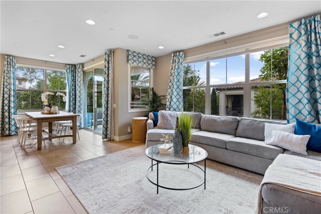 Property Photo: 202 Capricorn CA 92618