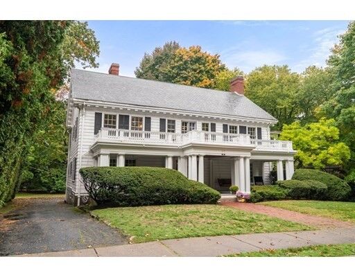 Property Photo: 17 Berwick Rd MA 02459