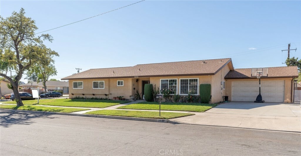 Property Photo:  9808 Encina Avenue  CA 92316 