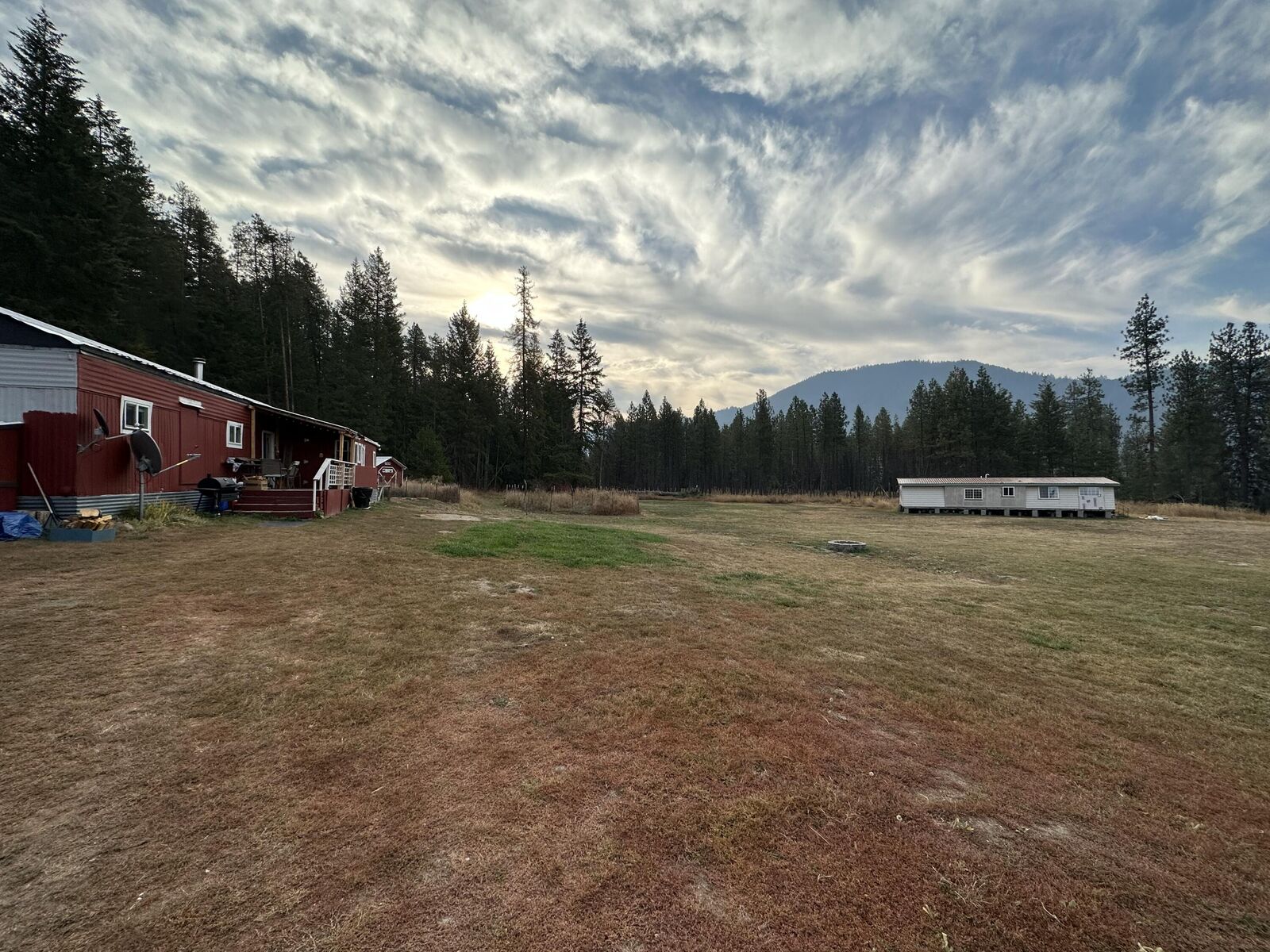 Property Photo:  2845 Burnt Valley Rd  WA 99109 