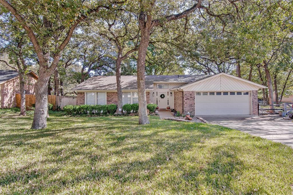 Property Photo:  5009 Churchill Court  TX 76017 