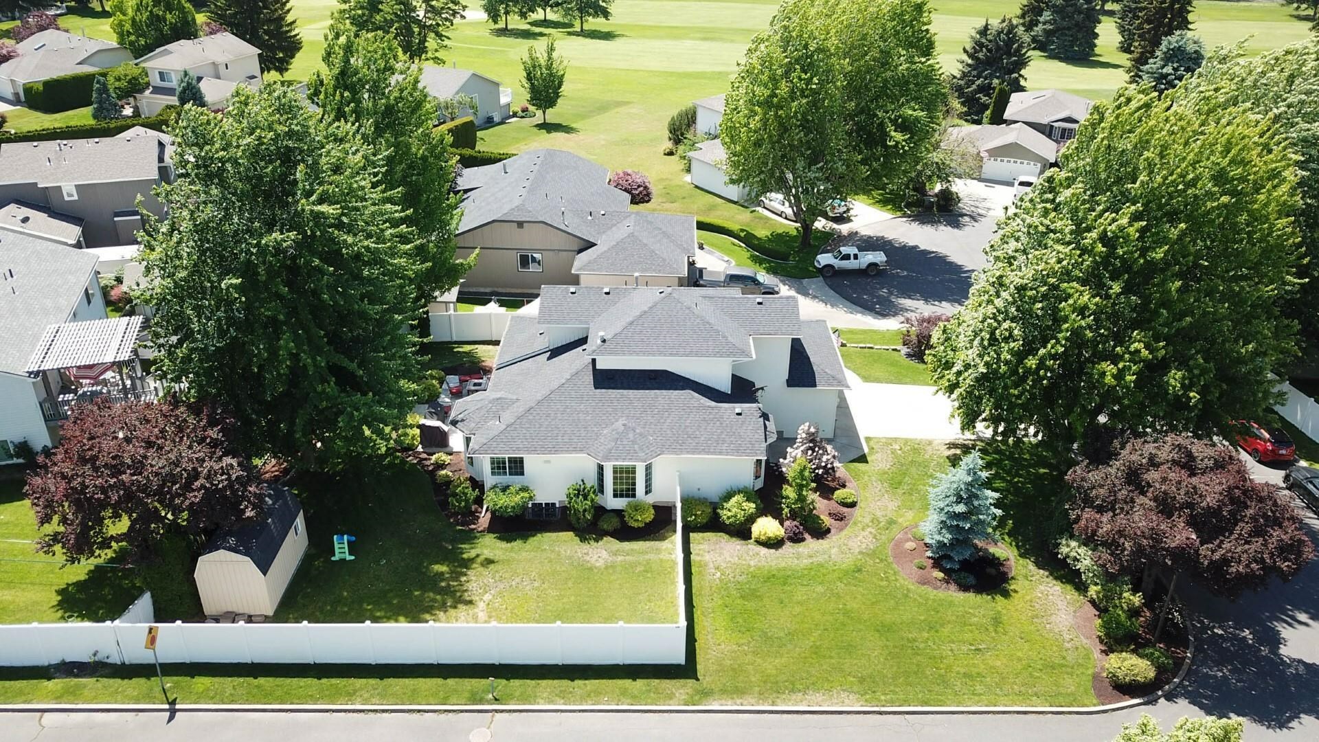 Property Photo: 22926 E Schneidmiller Ct WA 99019