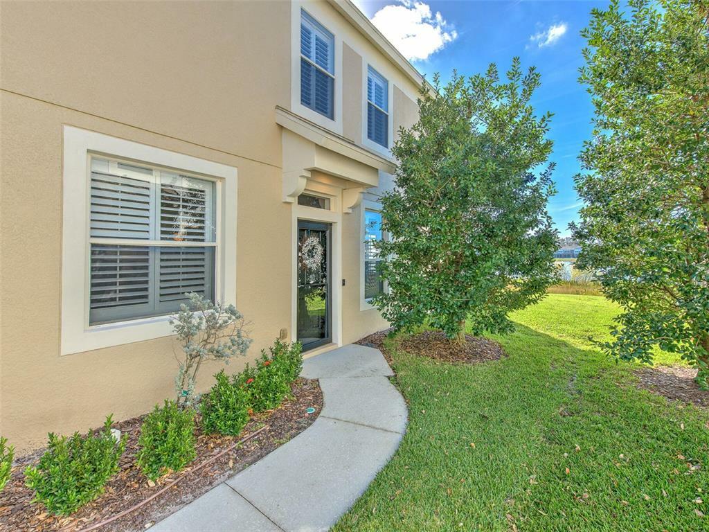 Property Photo:  10135 Haverhill Ridge Drive  FL 33578 