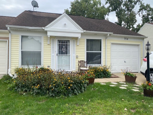 Property Photo: 754 Roosevelt Road IL 60133