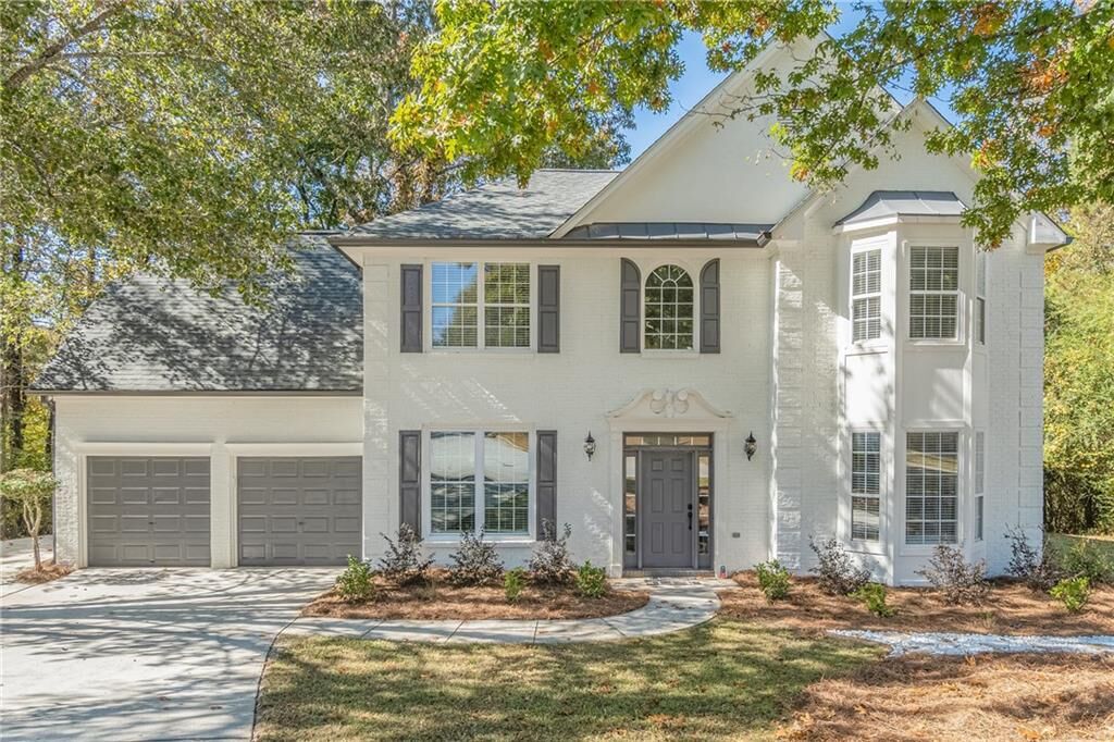 Property Photo:  6860 Breeze Drive  GA 30087 