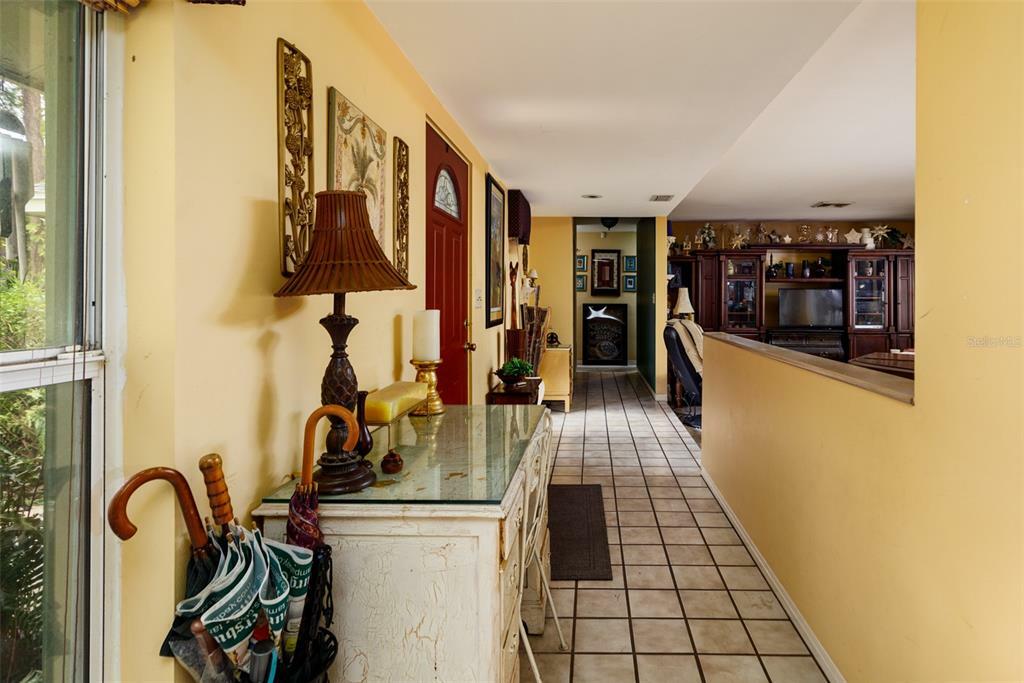 Property Photo:  8648 14th Way N  FL 33702 