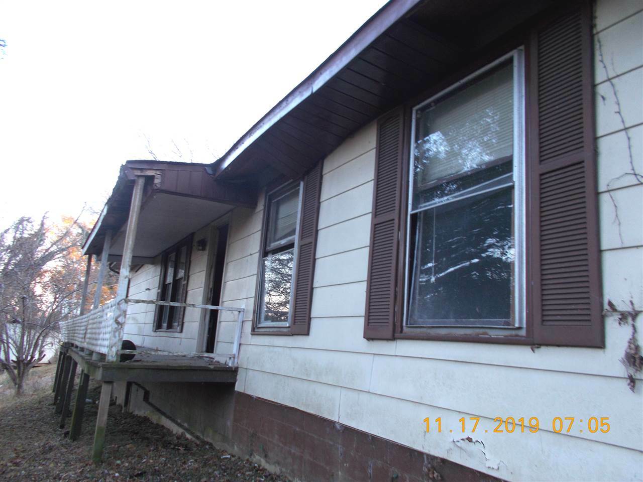 Property Photo: 3504 Hickory Street KY 41129