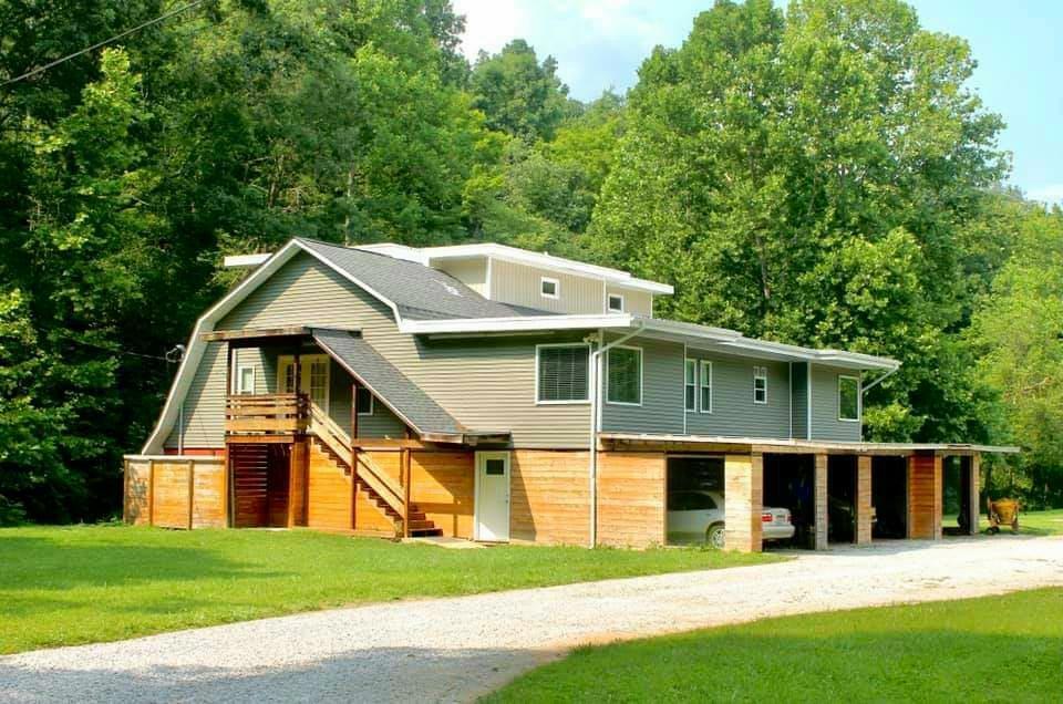 Property Photo: 3519 Straight Creek Road KY 41102