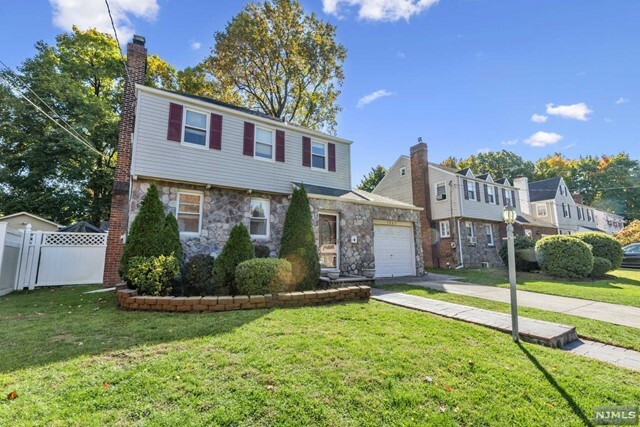 Property Photo:  1085 Julia Street  NJ 07666 