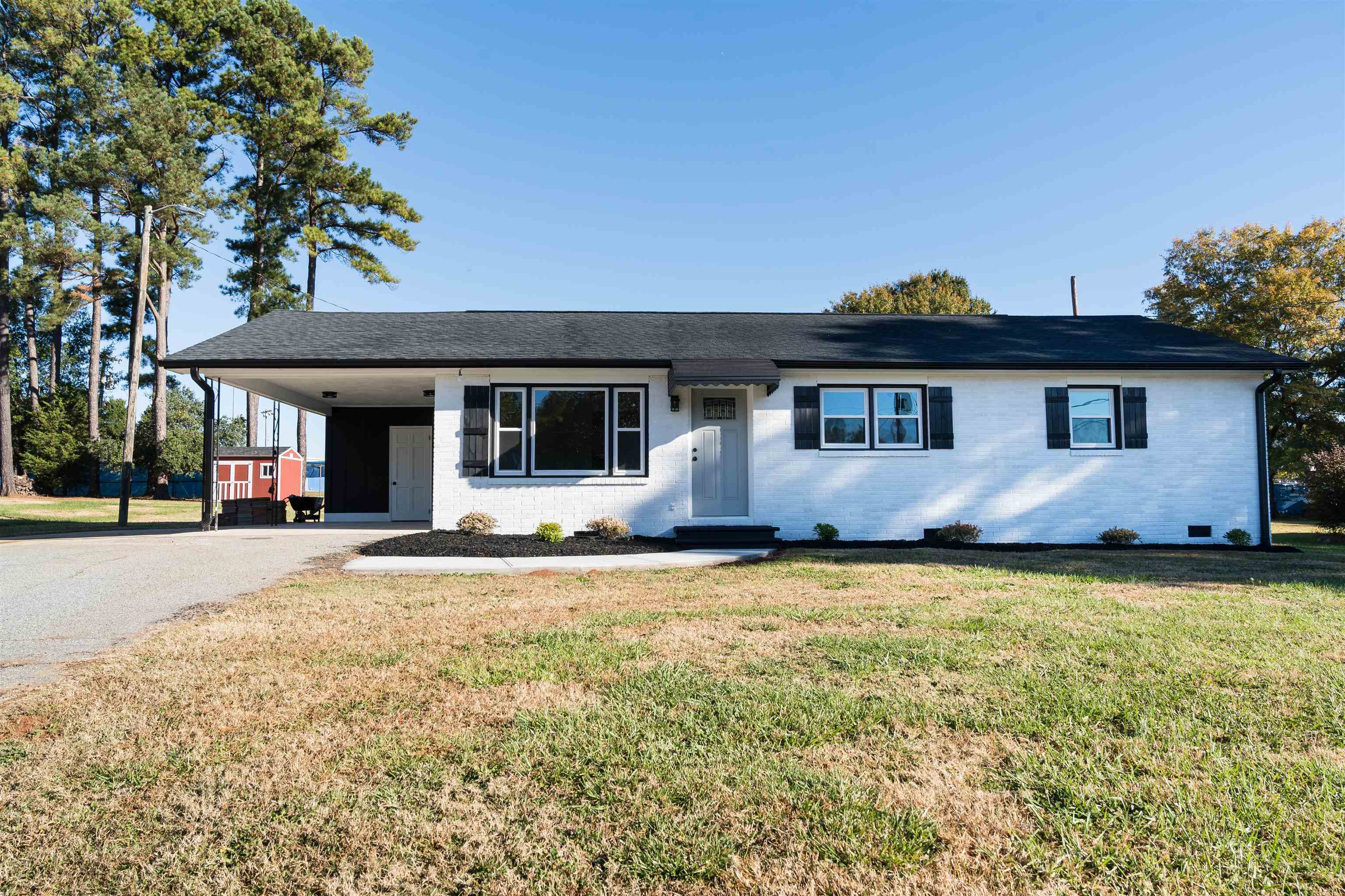 Property Photo:  271 Cherry Hill Road  SC 29307 