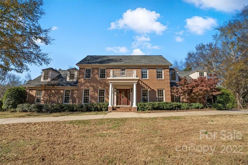 Property Photo:  4120 Quail View Road  NC 28226 