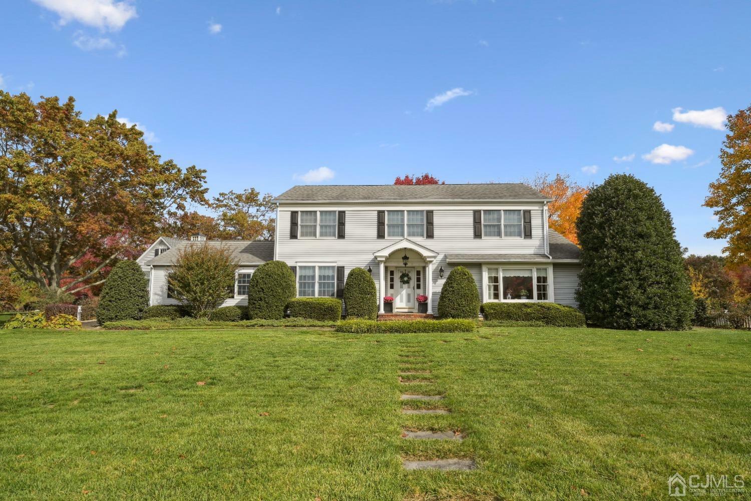 Property Photo:  1 Hardley Drive  NJ 08512 