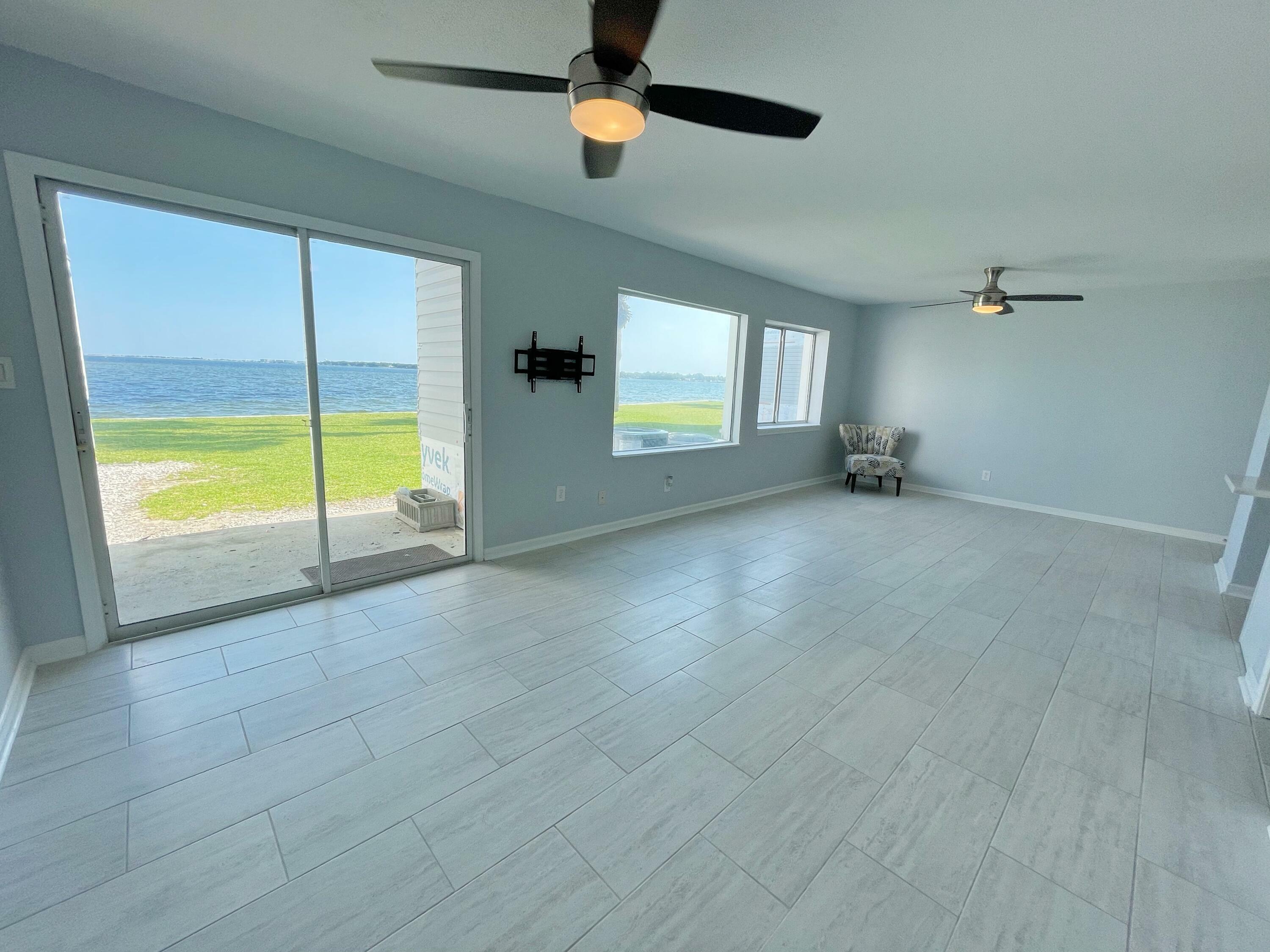 Property Photo:  101 Old Ferry Rd 22B  FL 32579 