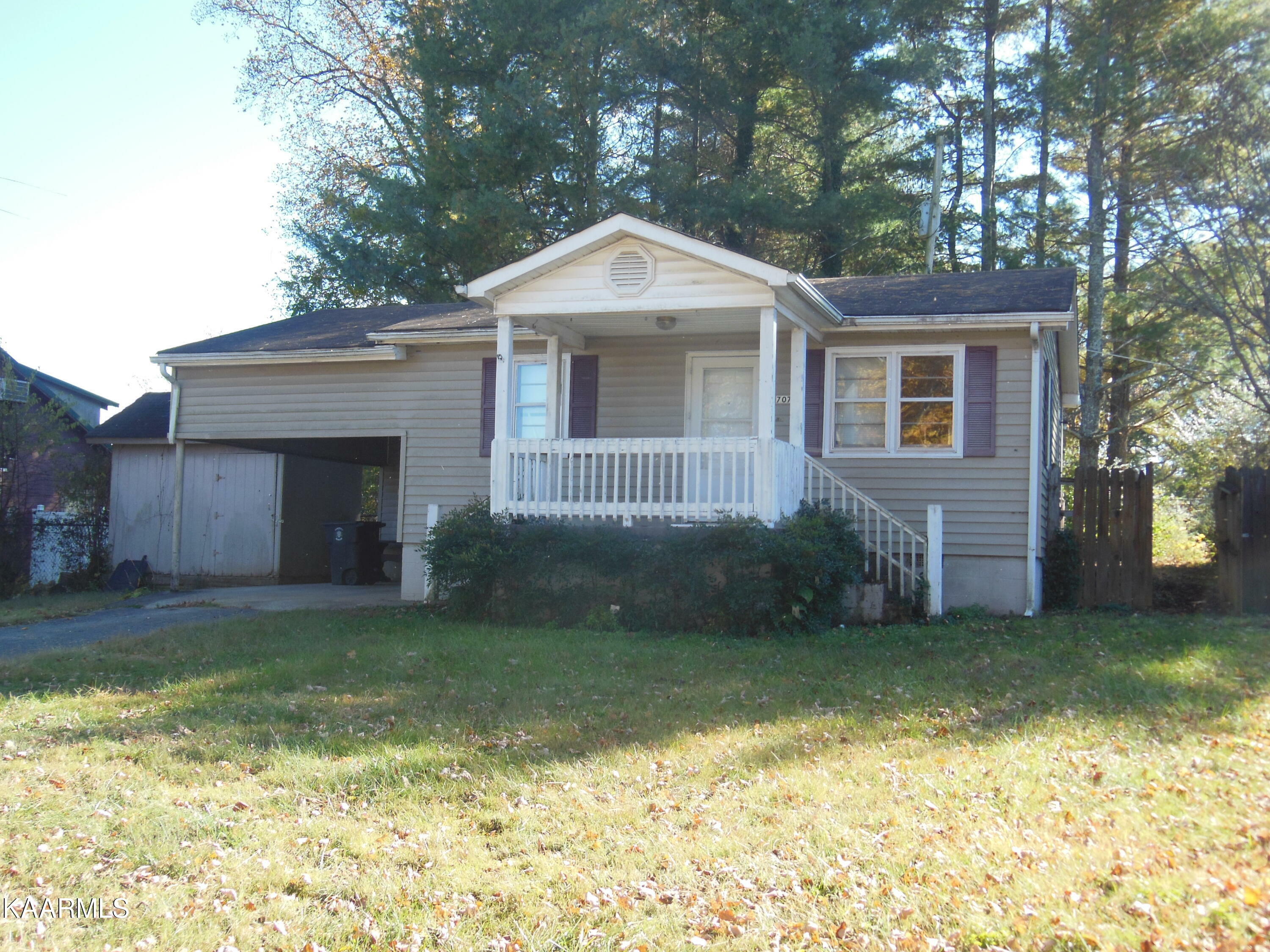 Property Photo:  707 Cartwright Street  TN 37303 