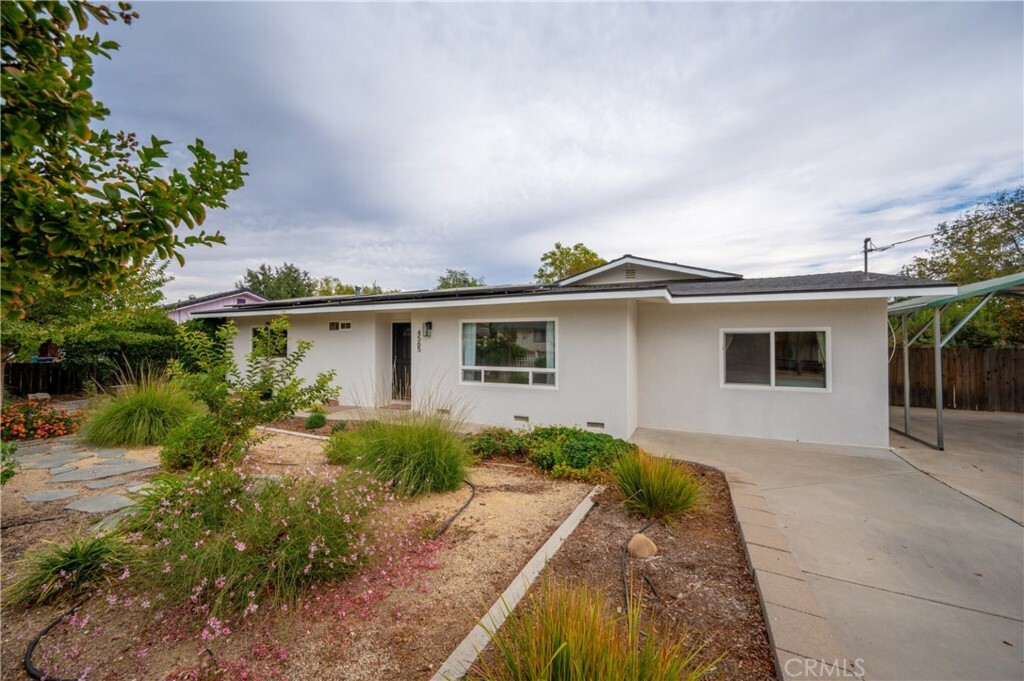 Property Photo: 4565 Hidalgo Avenue CA 93422