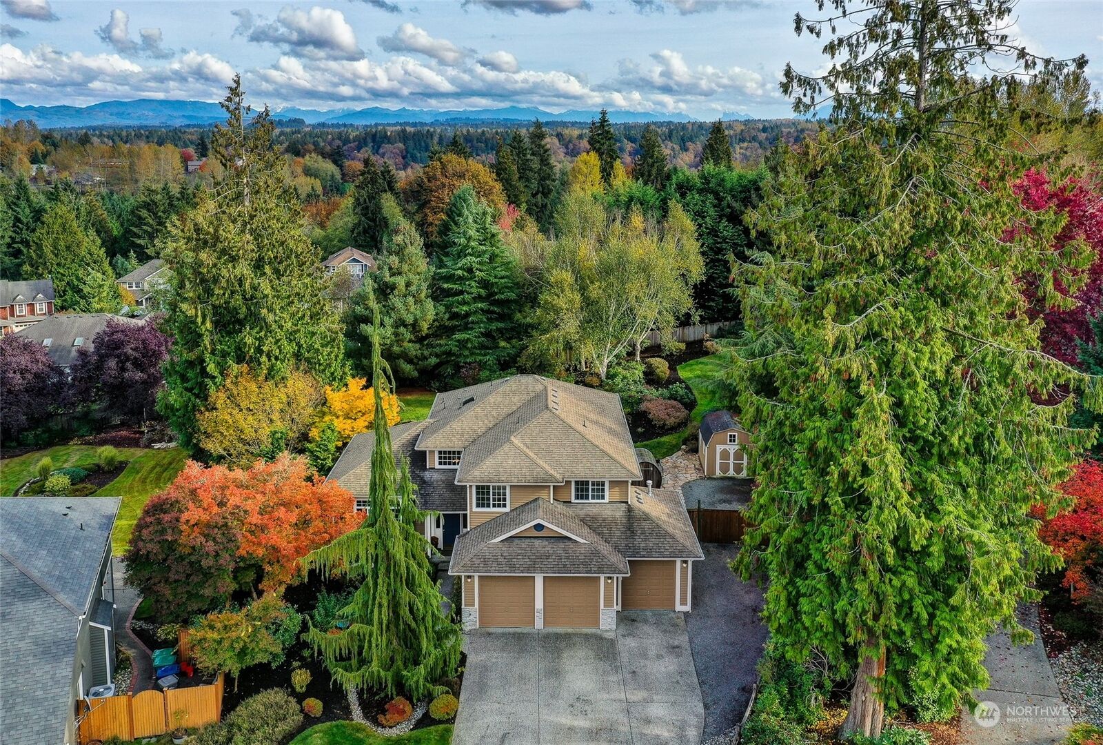 Property Photo: 2923 113th Avenue SE WA 98258