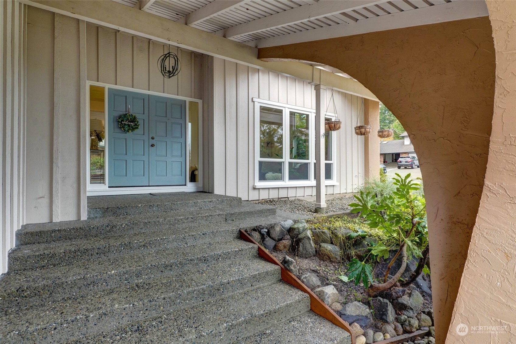 Property Photo:  15019 SE 46th Way  WA 98006 