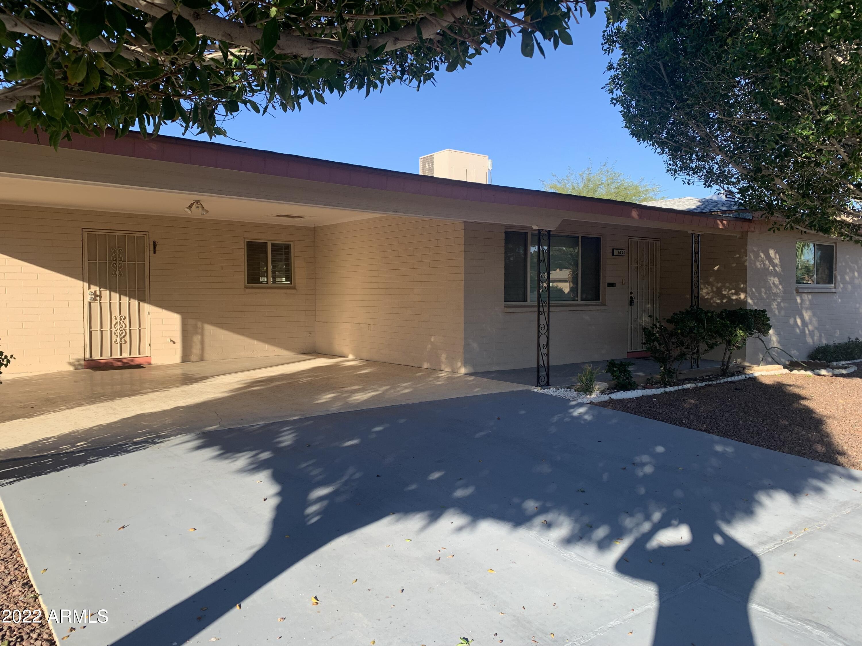 Property Photo: 6126 E Ellis Street AZ 85205