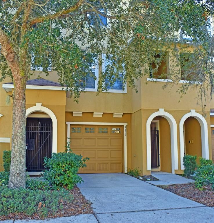 Property Photo: 4891 Tuscan Loon Drive FL 33619