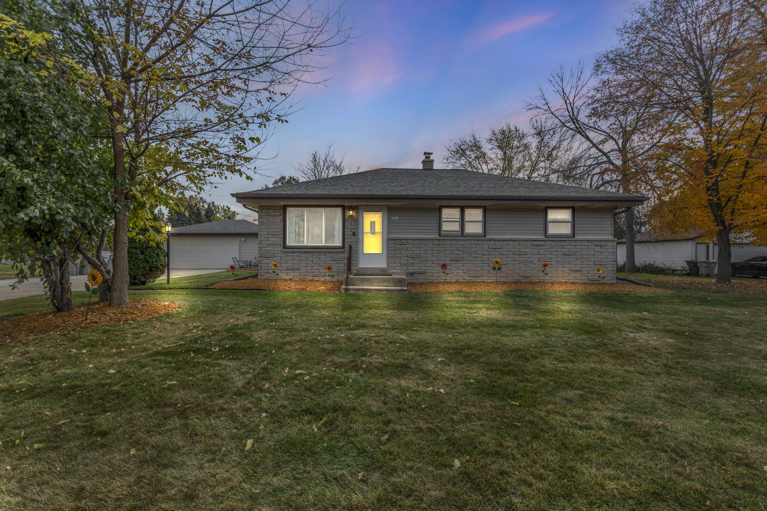 Property Photo:  7813 W Bradley Rd  WI 53223 