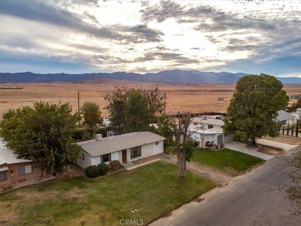 Property Photo:  4713 Cebrian Avenue  CA 93254 