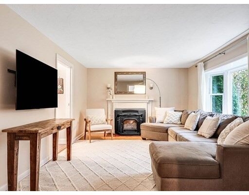 Property Photo: 5 Alden St MA 01760