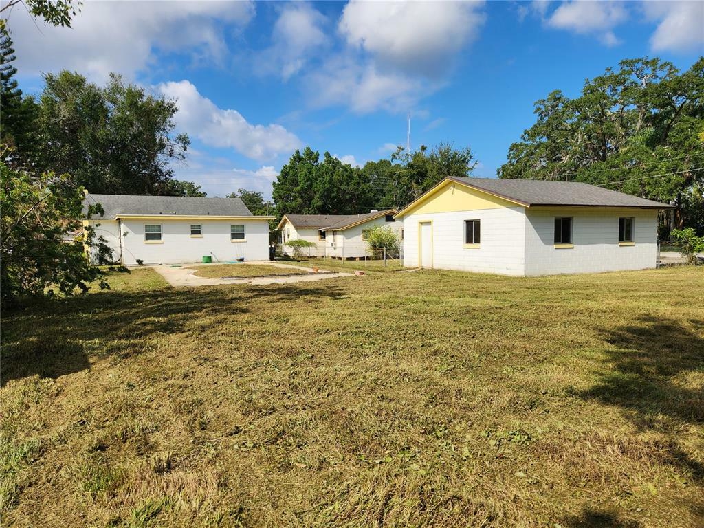 Property Photo:  861 Vineland Road  FL 34787 