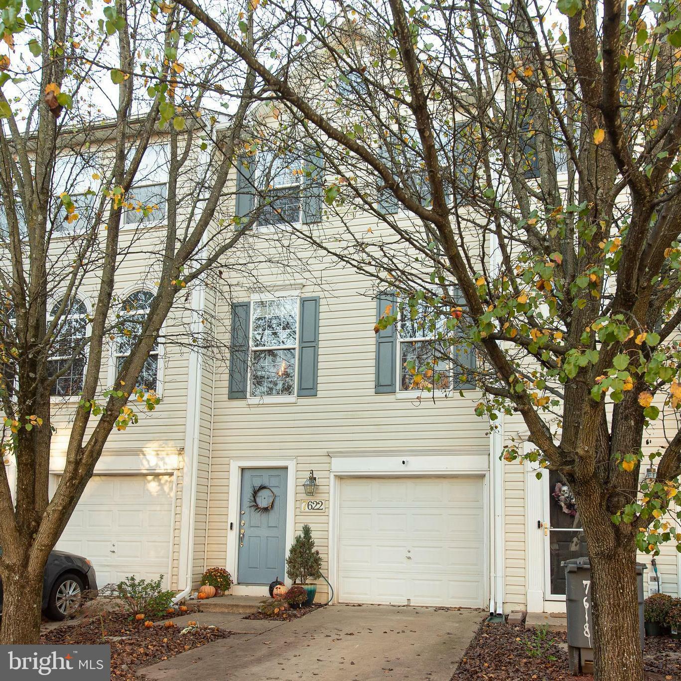 Property Photo:  7622 Duneiden Lane  VA 20109 