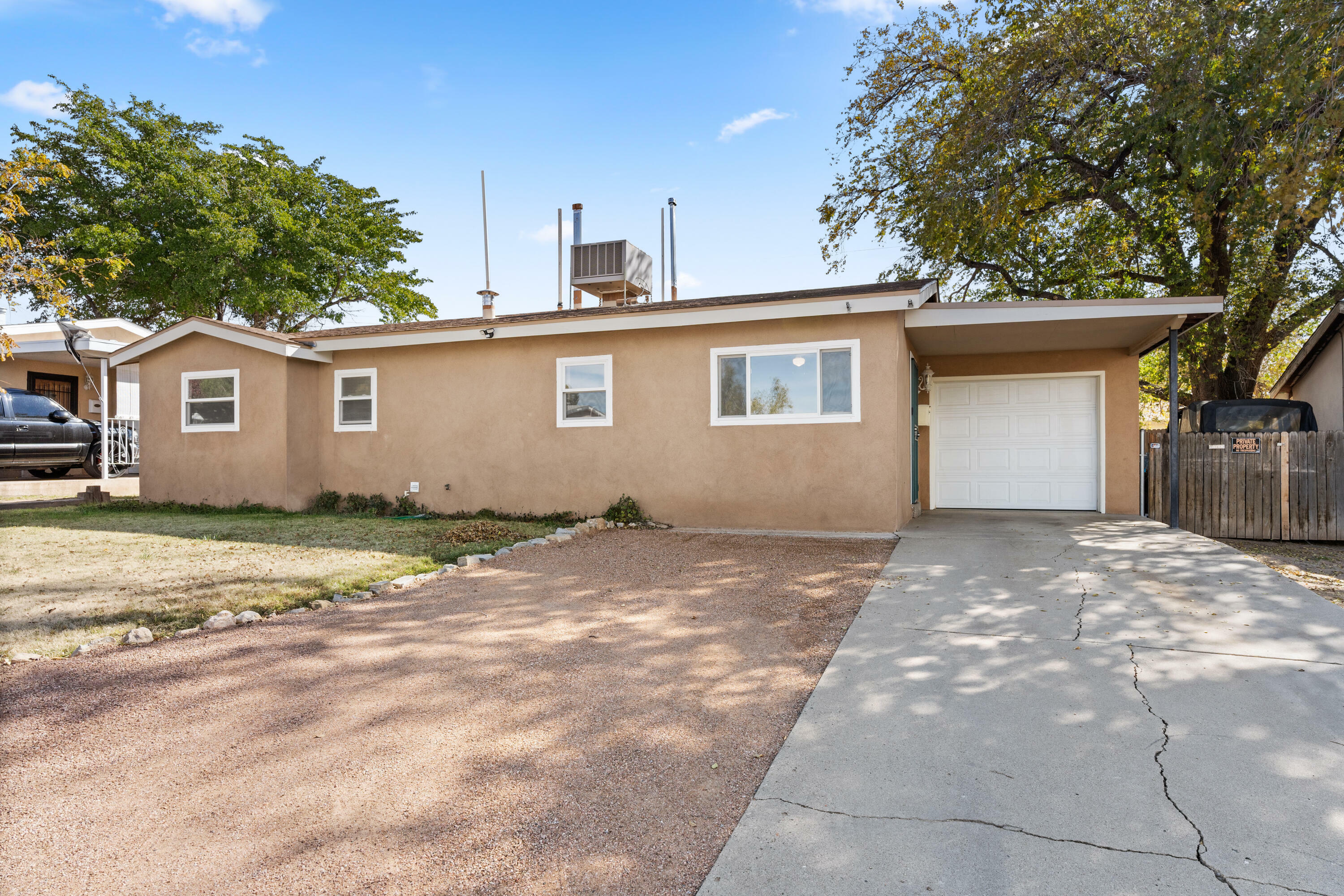 11208 Haines Avenue NE  Albuquerque NM 87112 photo