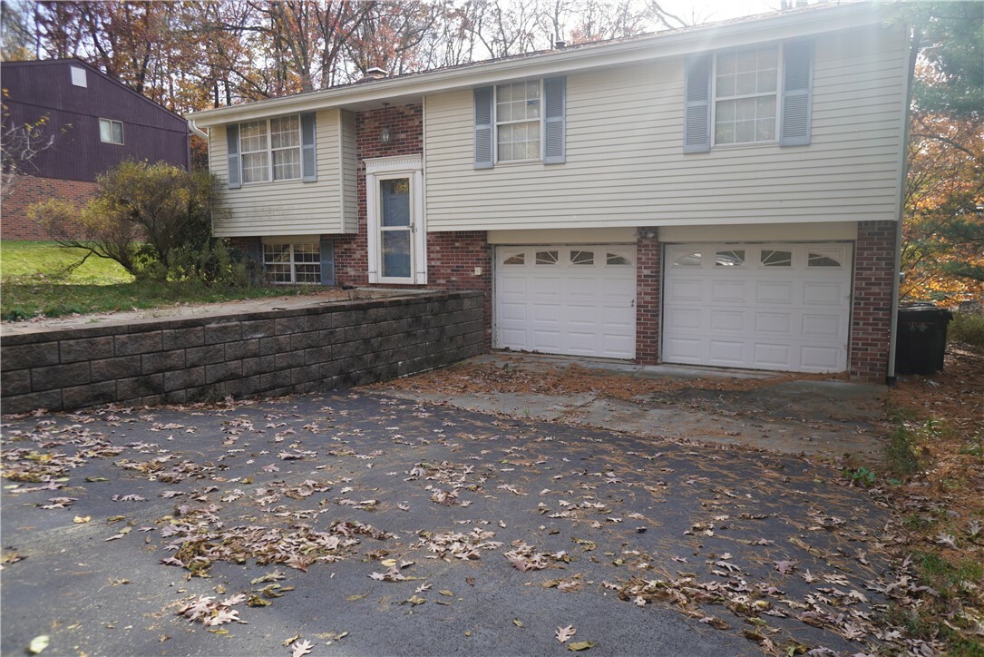 Property Photo:  1866 Ferguson Road  PA 15101 