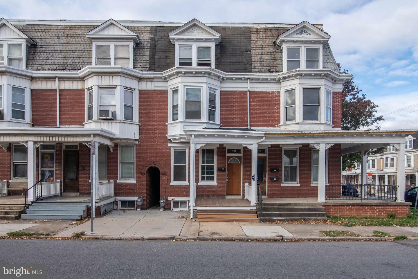 Property Photo:  72 N Tremont Street  PA 17403 