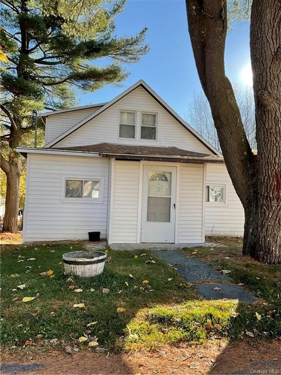 Property Photo:  3 Highland Avenue  NY 12701 