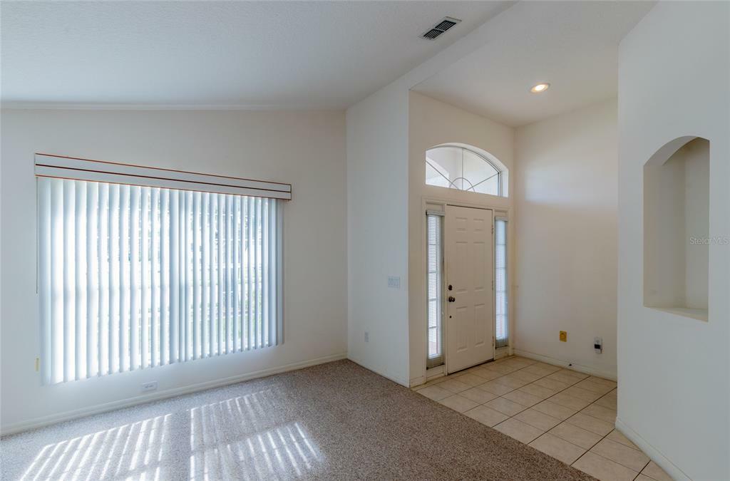 Property Photo:  647 Fawn Ridge Drive  FL 32763 