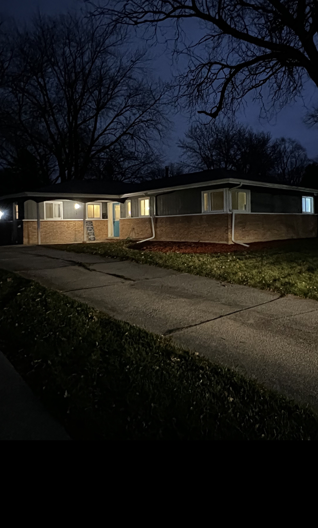 Property Photo:  311 N Orchard Drive  IL 60466 