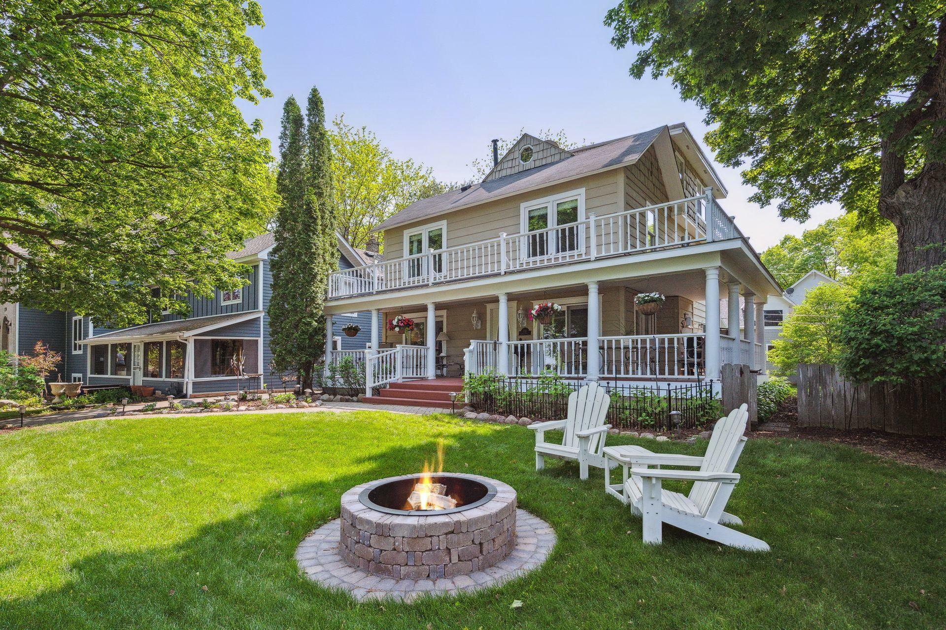 Property Photo: 156 Lake Street MN 55331