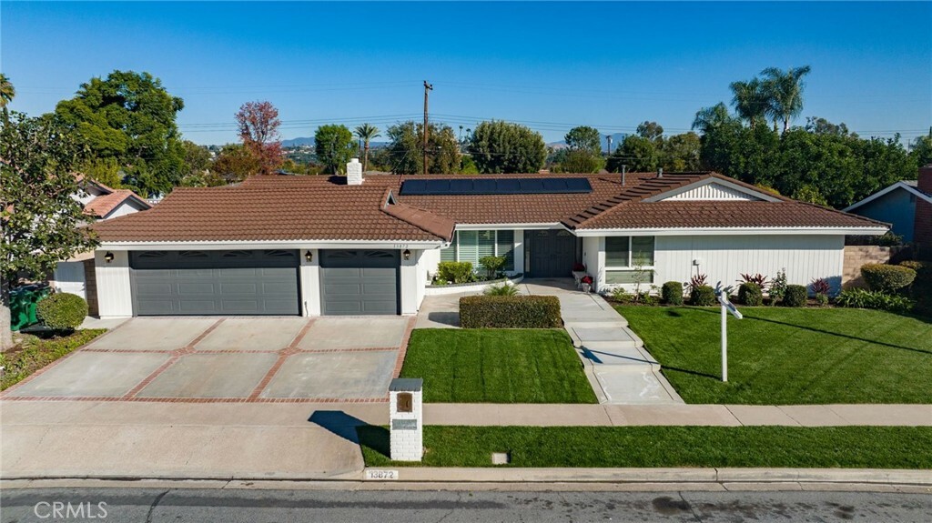 Property Photo:  13872 Holt Avenue  CA 92705 